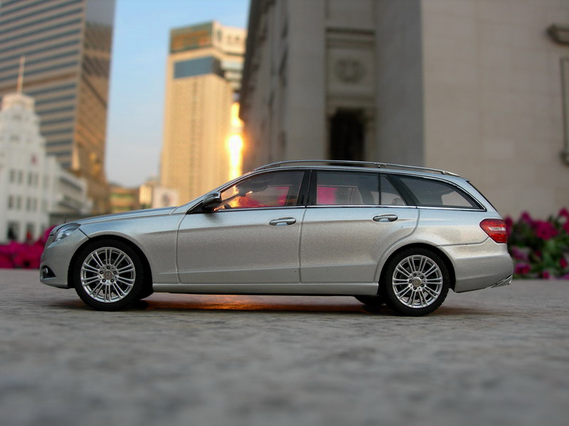 Illustration for article titled New Mercedes E-Class Wagon Scale Model?